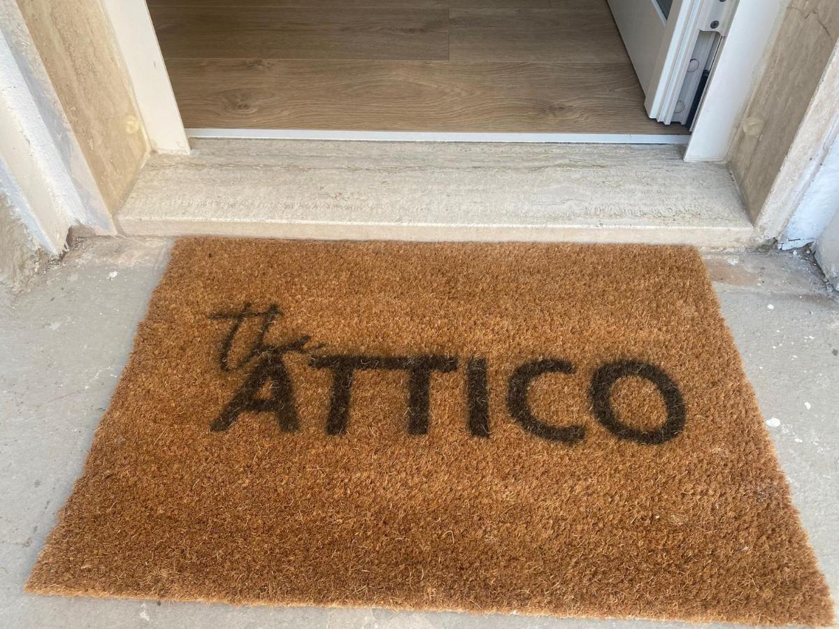 The Attico Lägenhet Bari Exteriör bild